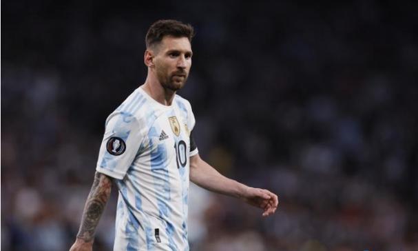 6月8日周生生黄金价格1003元/克